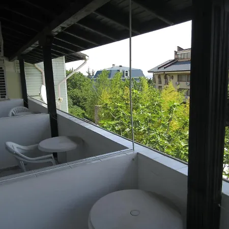 Papagal Hostel Varna