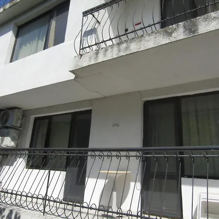 Hostel Papagal Varna