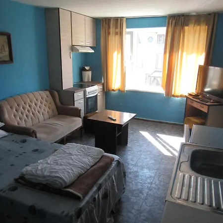 Hostel Papagal Varna